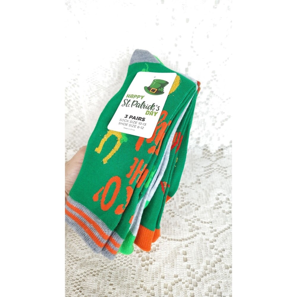 St. Patrick’s Day Socks Size 10-13 Rainbow Shamrock Clovers